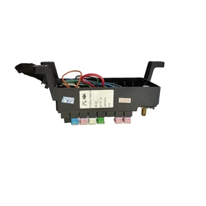 Caja de Fusibles para Maletero de <span class=keywords><strong>Auto</strong></span> Nueva para Hongqi HS7 2019-2020 OEM 3724510DA05, Repuestos Eléctricos para <span class=keywords><strong>Auto</strong></span>, Venta al por Mayor de Repuestos para <span class=keywords><strong>Auto</strong></span> - Product Image 3