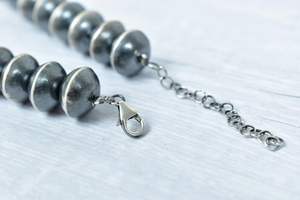 สร้อยคอเงินแท้ทำมือประดับมุกทรงจาน 14 มม. ยาว 26 นิ้ว เครื่องประดับหรูหรา ของขวัญสำหรับเธอ - Product Image 2