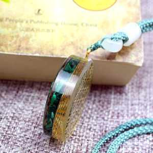 <b>Crystal</b> <b>Chip</b> Resin Pendant Necklace Malachite Geometric Round Bezel Setting Copper Alloy Gift Jewelry - Product Image 4