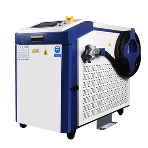 SUP 32C 3000W Water Cooled Continuous Fiber <b>Laser</b> Cleaning Machine Raycus Metal - Product Image 6