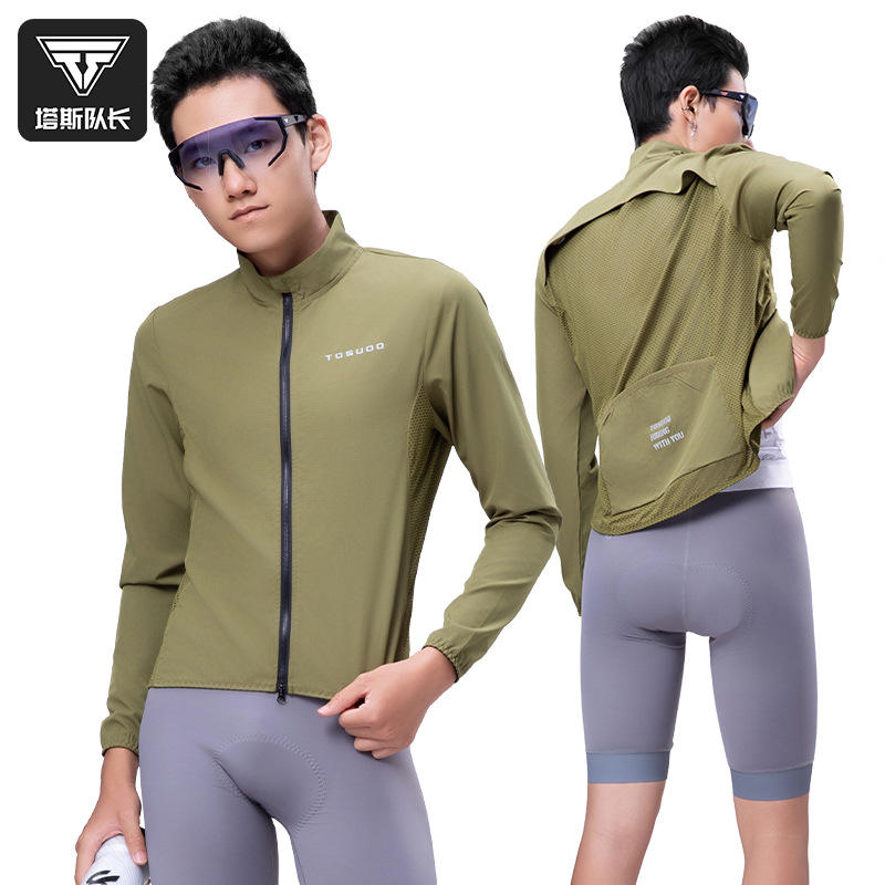 Vert olive (une taille plus petite pour les femmes)