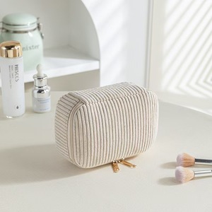 Il Set di rossetti di grande capacità in velluto portatile in materiale flanella può vendere borsa cosmetica con Logo personalizzata separatamente - Product Image 6