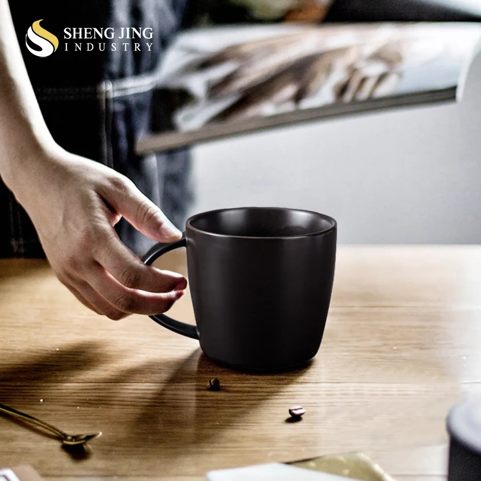 Shengjing 14oz Black Matte Ceramic Coffee Mug with Handgrip Custom Logo Bulk Order Restaurant Porcelain Dinnerware