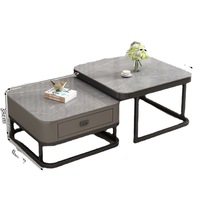 Table basse en verre carrée simple et moderne avec cadre en métal, mobilier de luxe haut de gamme pour petit appartement, salon
