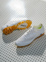 Chaussures de football pour jeunes, respirantes, de haute qualité, fabriquées sur mesure par le fabricant, OEM, professionnelles et tendance.