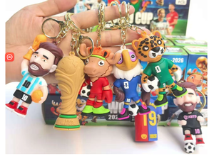 Брелок-сюрприз в футбольной тематике с талисманами США, Канады и Мексики 2026 года, из ПВХ, каждая фигурка в индивидуальной упаковке - Product Image 5