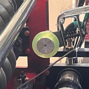 Équipement de traitement de tuiles isolantes en acier coloré double couche - Presse à tuiles double couche entièrement automatique - Product Image 3