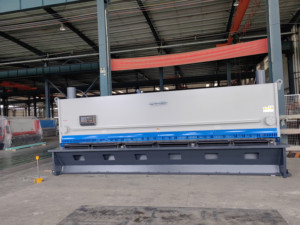 <span class=keywords><strong>CNC</strong></span> thủy lực tấm kim loại sự xén lông trừu Máy cắt 12mm chém sự xén lông trừu máy - Product Image 5