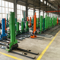 Chariot élévateur à palettes électrique autoporteur 1 tonne, compact et facile à utiliser pour les livraisons en camionnette et en entrepôt