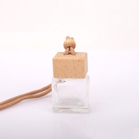 Flacon de parfum vide en verre plat carré recyclable de 10 ml avec bouchon en bois et joint en liège pour utilisation en voiture ou comme flacon de sérum pour soins de la peau