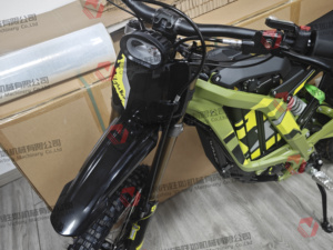 La dernière version de la moto tout-terrain pour adultes 2025 Light X Surron - Product Image 2