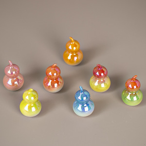 Ornement en céramique créatif multicolore en forme de petite gourde avec motif animal pour la cérémonie du thé, idéal pour la vente en gros - Product Image 1