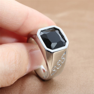 Bague géométrique pour homme en pierre noire, or jaune, acier inoxydable, style rétro punk, bijou cadeau 24061 - Product Image 3