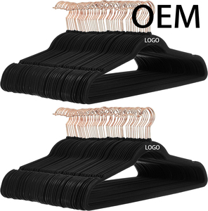 En gros Cintres en velours robustes antidérapants avec revêtement en feutre pour vêtements, avec logo - Product Image 1