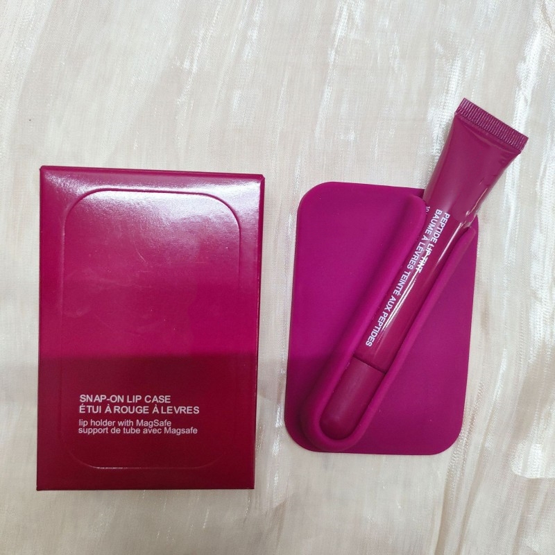 Gelatina al lampone con lucidalabbra bianco