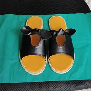 Nuevas pantuflas <span class=keywords><strong>planas</strong></span> ahuecadas para mujer, decoración de lazo de verano <span class=keywords><strong>con</strong></span> borde cruzado, pantuflas de tira ancha, <span class=keywords><strong>Sandalias</strong></span> <span class=keywords><strong>planas</strong></span> grandes de Color sólido - Product Image 5