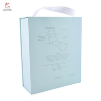 Boîte de papier d'emballage de vêtements avec fenêtre transparente à fermeture magnétique avec impression personnalisée de luxe