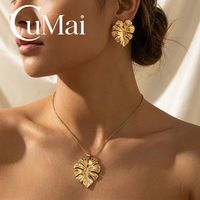 CUMAI Ensemble de bijoux en acier inoxydable plaqué or 18 carats, motif feuille, coquillage et fleur, collier et boucles d'oreilles pour femme, pour soirée et usage quotidien, stock en gros
