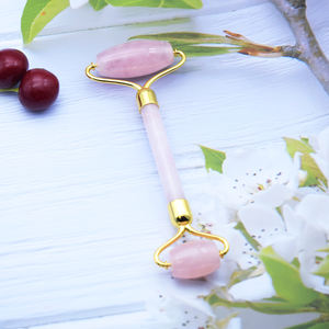 <span class=keywords><strong>Rodillo</strong></span> de jade <span class=keywords><strong>Rosa</strong></span> natural <span class=keywords><strong>auténtico</strong></span> para el cuidado de la piel Masajeador de piel facial personalizable Juego de Certificado de logotipo negro Blanco claro Privado - Product Image 2