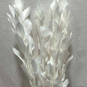 Fleur Artificielle de Bambou Lys Précieux pour Décoration Maison Bureau Taille Personnalisée Qualité Supérieure Emballée pour Noël Mariage Fête des Mères - Product Image 2