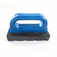 Éponge abrasive en pierre ponce à manche rouge pour le nettoyage des joints, des taches, des carreaux, des comptoirs de cuisine et de salle de bain