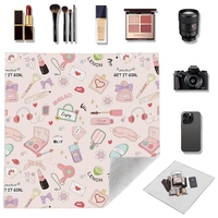 Serviette pliante magique auto-adhésive en tissu flexible pour le rangement et l'organisation à domicile, idéale pour les cosmétiques et les appareils photo en voyage
