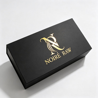 Boîte cadeau magnétique pliable de luxe noire avec logo personnalisé, couvercle rabattable imprimé avec satin pour emballage de perruques, extensions de cheveux et lots de marques