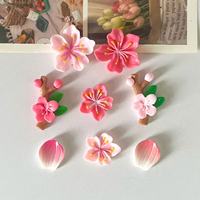 Charm in Resina a Forma di Fiore di Ciliegio, Petali Sfumati Rosa Sakura per Artigianato Fai-da-Te e Nail Art