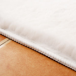 <span class=keywords><strong>Petit</strong></span> <span class=keywords><strong>tapis</strong></span> pliable anti-décalage lavable en fausse <span class=keywords><strong>fourrure</strong></span> de lapin <span class=keywords><strong>blanc</strong></span> gris kaki pour chambre à coucher, au prix de gros - Product Image 3