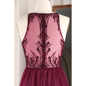 红色优雅点缀伴娘长裙缎子a线勺领口褶状裙边蕾丝珠饰亮片加尺码红色 - Product Image 4