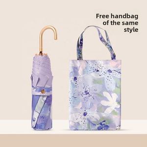 Parapluie pliant compact et portable pour femme, design classique et élégant, 8 baleines, avec petite poignée dorée, protection solaire UV, triple pliage, pour le soleil - Product Image 3