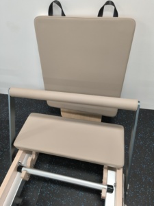 <span class=keywords><strong>Reformer</strong></span> per <span class=keywords><strong>Pilates</strong></span> di Alta Qualità in Legno d'Acero Personalizzato per Studio, Uso Domestico e Commerciale, Macchinario Core Bed Portatile - Product Image 2