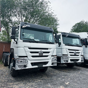 Camión Tractor HOWO 7 Nuevo, 6X4, Volante a la Izquierda, Motor Diésel Weichai de 371HP, Euro 2, para Transporte de Larga Distancia - Product Image 1