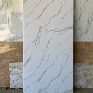 Panneau mural intérieur brillant en <span class=keywords><strong>PVC</strong></span> imitation marbre 1000*2400mm sur mesure du fabricant pour la décoration de salle de bain, en mousse plastique - Product Image 1