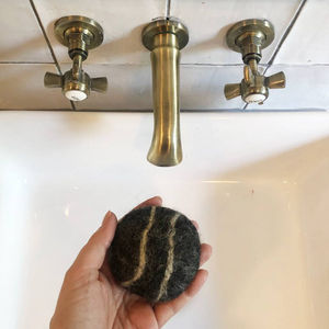 Barre de savon solide feutrée en laine naturelle écologique faite à la main barre de cadeau pour soins du corps style savon - Product Image 6