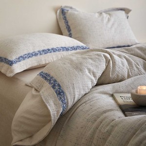 Set di Biancheria da Letto in Cotone e Lino Stile Antico, Colore Naturale, Jacquard Vegetale con Bordo Blu, Lenzuola di Lusso Delicate sulla Pelle - Product Image 3