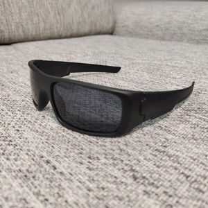 2025 नए अद्यतन यूनिसेक्स डिजाइनर साइकिलिंग गॉगल पुरुषों के खेल धूप का चश्मा Uv400 लेंस बड़ा सफेद नीला सूरज चश्मा कस्टम लोगो - Product Image 2