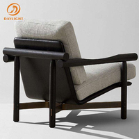 Fauteuils et chaises d'appoint modernes aux tons neutres pour le bureau à domicile, le salon, la lecture et la détente, meubles élégants pour la décoration