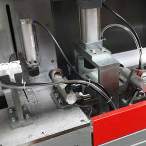 <span class=keywords><strong>Machine</strong></span> à scier pour profilés en aluminium pour l'assemblage de cadres de fenêtres - Product Image 5