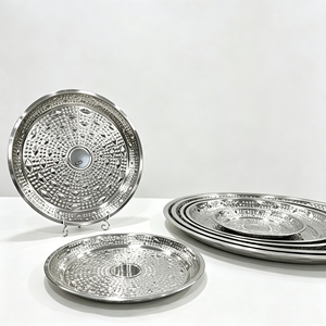 Plato de Servir de Acero Inoxidable con Patrón de Diamantes, Venta al por Mayor de Fábrica, Bandeja Decorativa Redonda de 25cm-60cm para Hotel, Banquete de Boda, Comida - Product Image 5