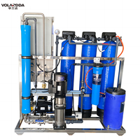 Filter air limbah tanaman RO 250L/jam, peralatan desalinasi air laut Osmosis terbalik garam 98% tenaga surya/elektronik