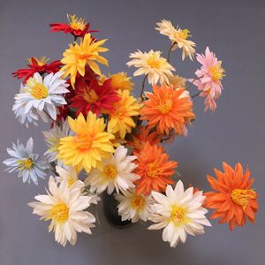 <span class=keywords><strong>ดอก</strong></span>ไม้ประดิษฐ์สำหรับตกแต่งงานแต่งงาน <span class=keywords><strong>ดอก</strong></span>โบตั๋น 3 หัว กุหลาบตะวันตก 5 หัว <span class=keywords><strong>ดอก</strong></span>โบตั๋นตะวันตก <span class=keywords><strong>ดอก</strong></span>ไม้ประดับแบบ<span class=keywords><strong>ดอก</strong></span>ไม้ไฟ <span class=keywords><strong>ดอก</strong></span><span class=keywords><strong>เบญจมาศ</strong></span> ทำจากพลาสติกและผ้าไหม - Product Image 3