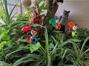 Custom Funny Ladybird Insect Style Outdoor PE <strong>Plastic</strong> Weather Resistant Eco-Friendly Yard <strong>Edging</strong> Balcony Ornaments <strong>Garden</strong> - Product Image 5