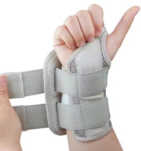 Attelle <span class=keywords><strong>de</strong></span> poignet pour syndrome du canal carpien - Attelle d'immobilisation nocturne réglable - Stabilisateur <span class=keywords><strong>de</strong></span> décompression pour poignet droit - Product Image 1