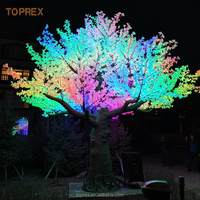 Grand arbre lumineux à LED à couleur changeante pour l'extérieur Arbre changeant de couleur en métal pour les décorations de parcs à thème de Noël