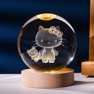Il Romantismo Perfetto di Hello Kitty <span class=keywords><strong>è</strong></span> Qualcosa che Solo Lei Capisce; Per Questo le Ragazze Non Possono Resistere a una Base per Sfera di Cristallo - Product Image 1