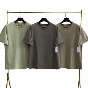 Camiseta de algodón de manga corta con cuello redondo para hombre, de color liso, ajuste regular, estilo casual, tejido de punto, teñido liso. - Product Image 1