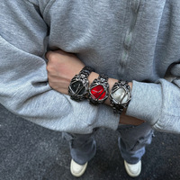 Montres uniques et créatives Vantage Alabaster Twisted Spider Web pour hommes, mode, acier, bracelet, hip-hop, montre à quartz personnalisée avec date pour hommes