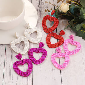 Nueva etiqueta privada personalizada Cuentas de semillas Pendientes de corazón Pendientes colgantes de moda Pendientes de mujer del día de San Valentín - Product Image 1
