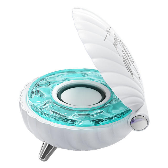 High Quality Mini  Portable Girls Cute  Shell Shape Speaker Powered Speakers Wireless Active Portable Karaoke Speaker Microphone